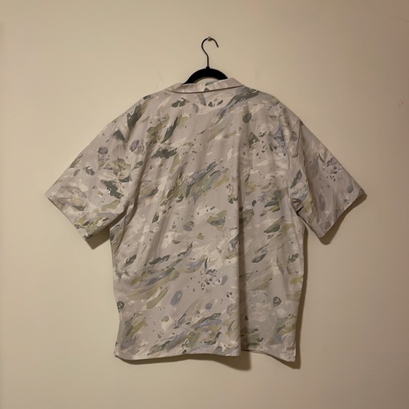 LULULEMON NWT Airing Easy Camp Collar Shirt Mens XXL Multi-Color Stretch - Picture 5 of 5